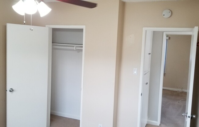 2 beds, 1 bath, 872 sqft, $2,950