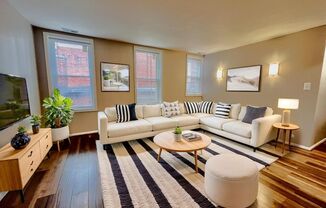 Columbia Heights| 3Bd 1Bth | Top Floor | Flooded with Sunlight