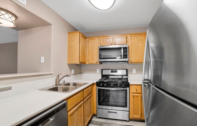 GORGEOUS FIRST FLOOR CONDO IN THE SUMMERLIN AREA