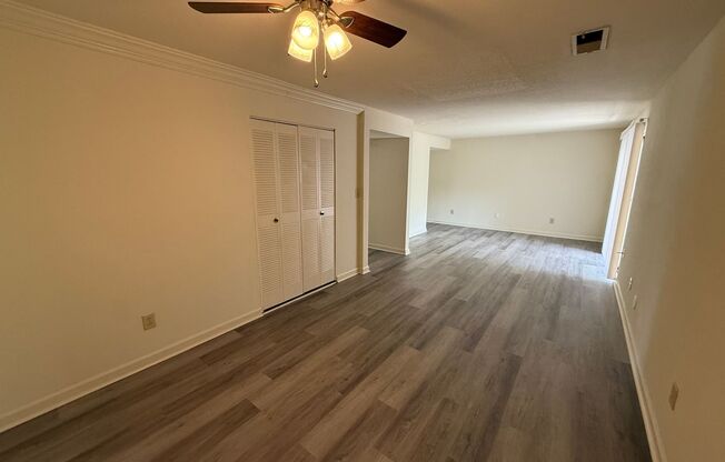 2 beds, 2 baths, 1,200 sqft, $1,395, Unit 406-4