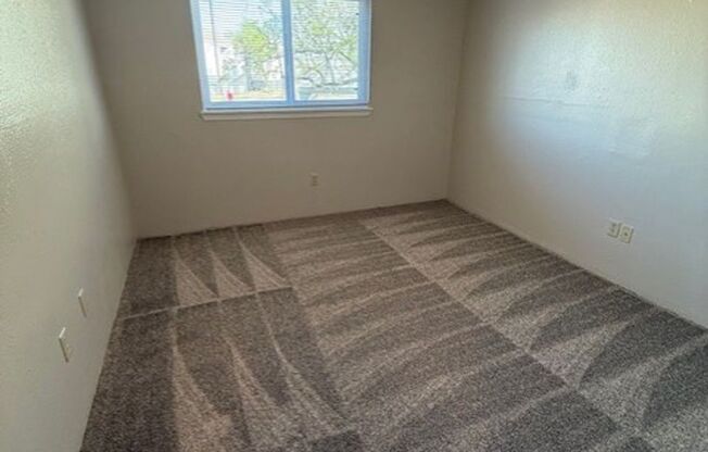 2 beds, 2 baths, 856 sqft, $869, Unit 2726-1203