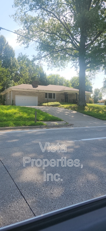 7601 SHEPHERDSVILLE RD