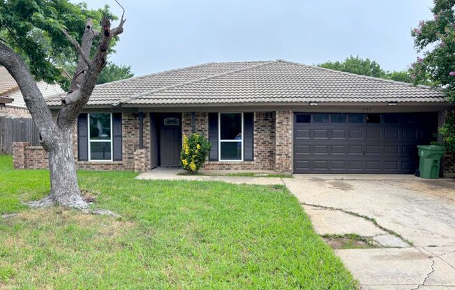 707 E. Williamsburg Manor