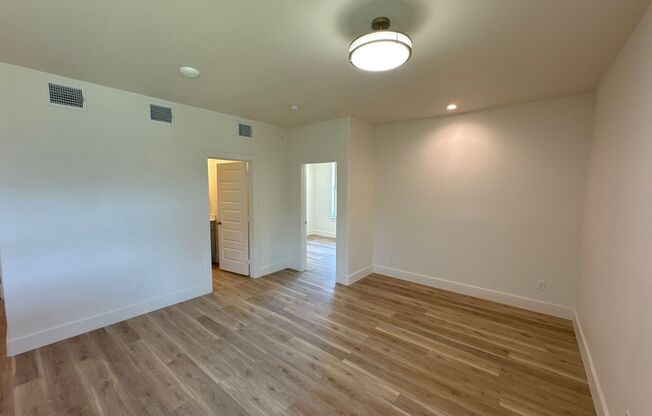 1 bed, 1 bath, 562 sqft, $1,095, Unit 1110