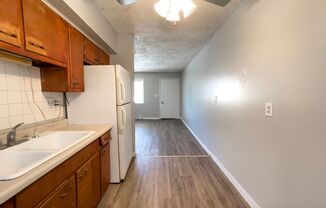 2 beds, 1 bath, 728 sqft, $825, Unit 7101