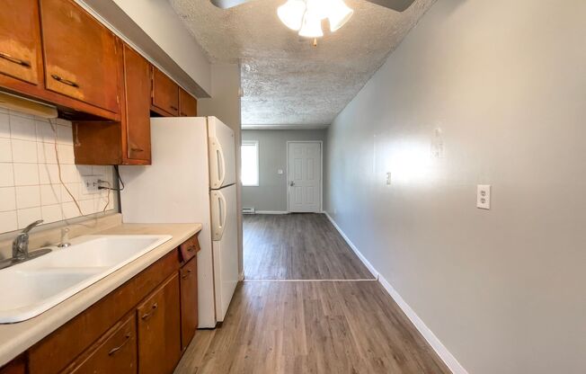 2 beds, 1 bath, 728 sqft, $825, Unit 7101