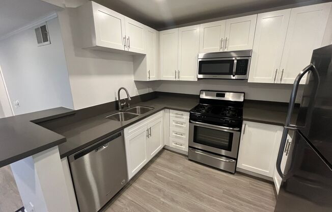 1 bed, 1 bath, 850 sqft, $2,398, Unit 308