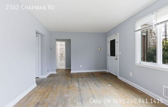 2302 CHAPMAN RD