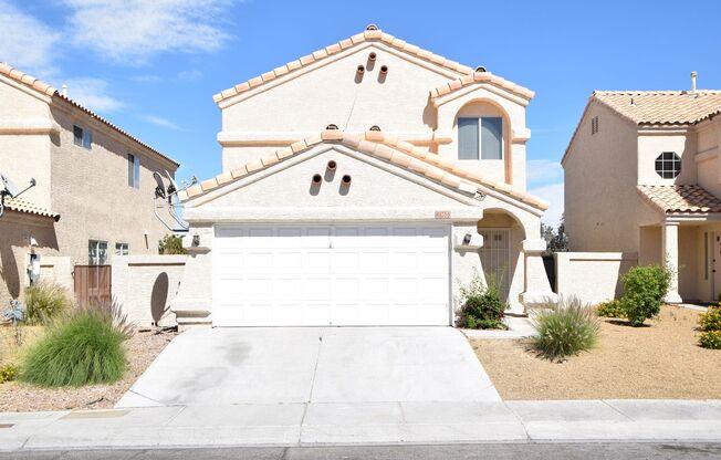 NORTHWEST - 2 STORY HOME - 4 BEDROOMS