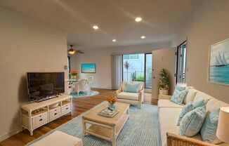 Charming 2BR Retreat Steps from Montana Avenue & the Beach