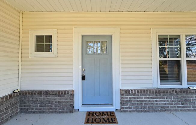 Charming Small Town Vibe in this 4 Bedroom, 2.5 Bath in Salemburg!