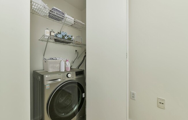 2 beds, 1.5 baths, 864 sqft, $3,975, Unit 120
