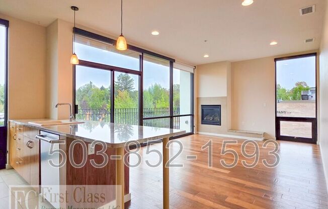 7148 SW Gonzaga St