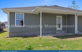 3 beds, 2 baths, $1,299