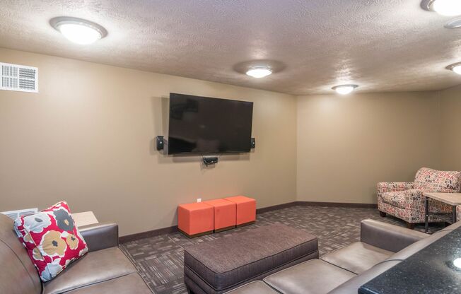 1 bed, 1 bath, 677 sqft, $1,250, Unit 302