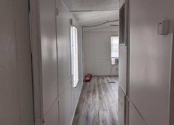 1 bed, 1 bath, 650 sqft, $1,000