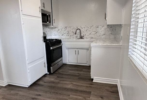 1 bed, 1 bath, 675 sqft, $2,025, Unit 009#C21