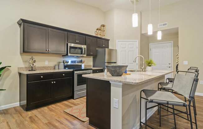 Redwood Burlington Apartment Rentals