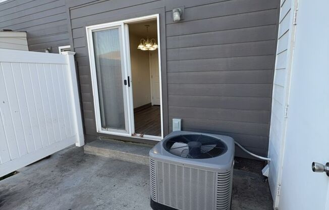 2 beds, 1.5 baths, 942 sqft, $1,399, Unit 4421A08