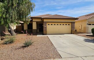 Great 1670 sq ft 4 bd 2 bathroom home in litchfield