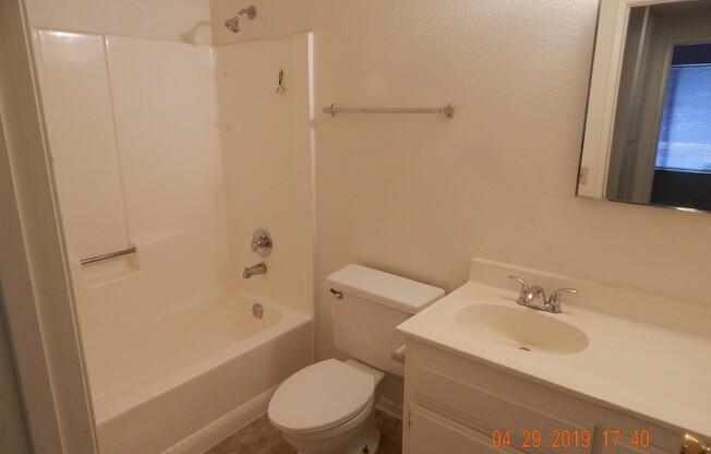 3 beds, 2 baths, $2,250