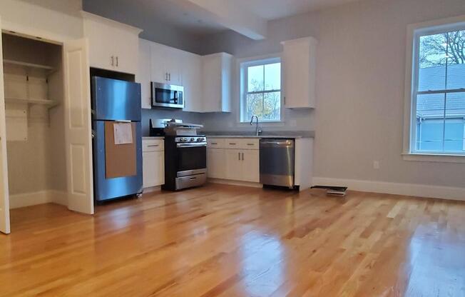 18 Murdock St #7