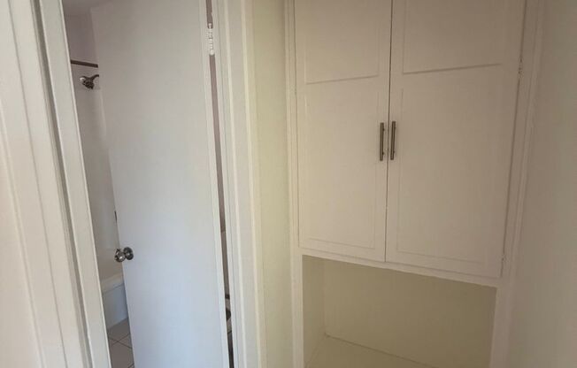 Studio, 1 bath, 450 sqft, $1,795, Unit 11