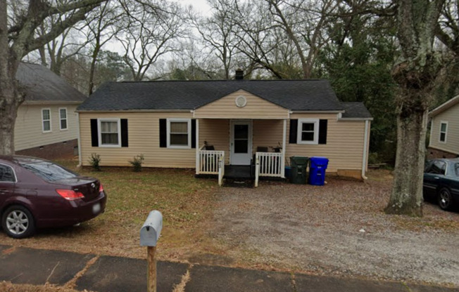 Spacious 3 Bedroom Home Near Downtown Greenville – Over 1,250 SF