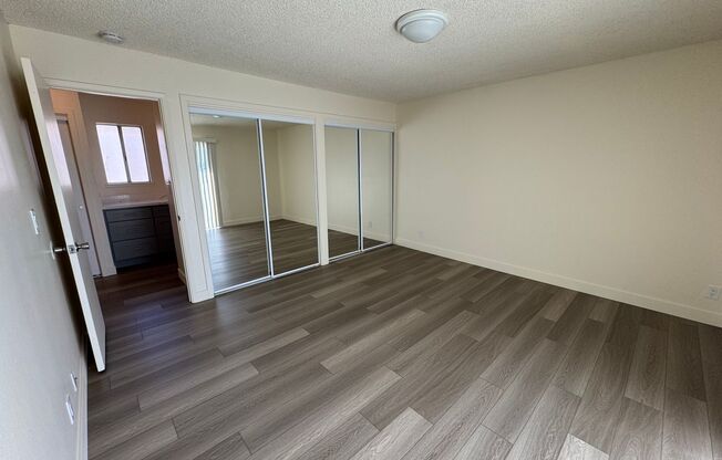 1 bed, 1 bath, $1,950, Unit 13