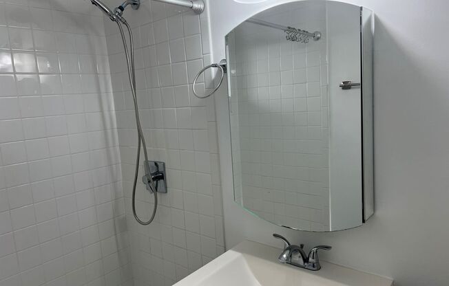 Studio, 1 bath, 400 sqft, $1,745, Unit 2