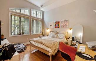 61 GRAND ST