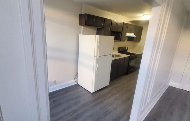 1 bed, 1 bath, 800 sqft, $975, Unit Apt 306