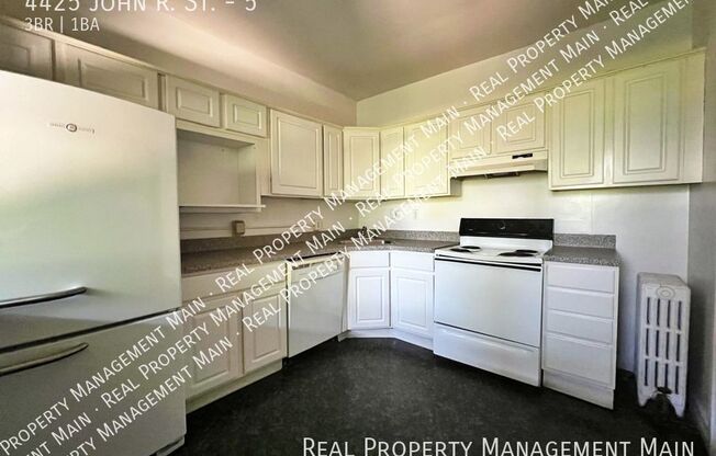 4425 John R. St. - 7