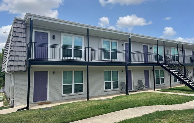 1 bed, 1 bath, 692 sqft, $1,120, Unit 21