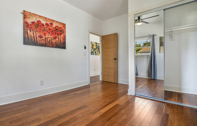 2 beds, 1 bath, $2,395, Unit 1105.5 W. 18th Street