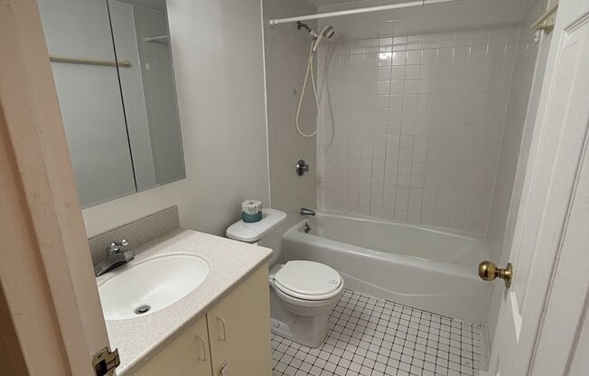 2 beds, 2 baths, 1,085 sqft, $3,750, Unit 608