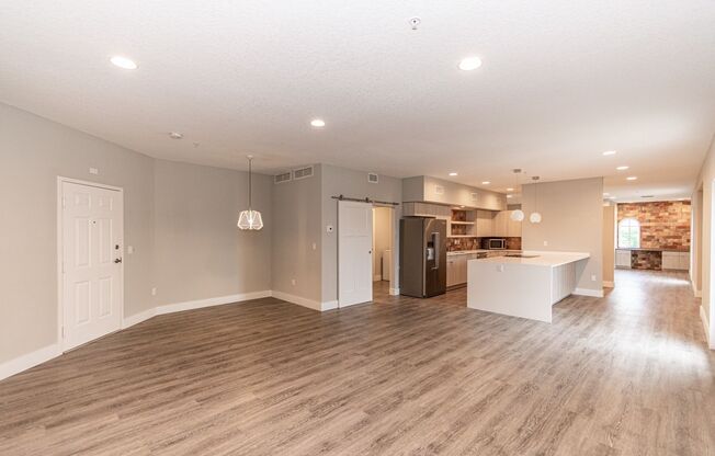 4645 SE 11th Pl. 301