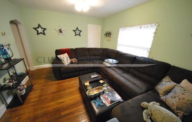 23 BEECHCROFT ST