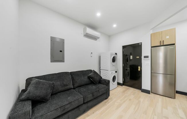 2458 Lorillard BH LLC