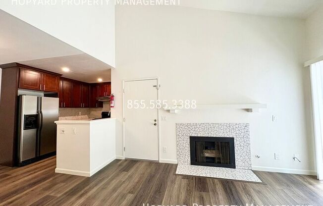 3663 OAKWOOD TERRACE