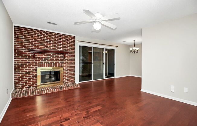 Spacious Condo in East Charlotte; Minutes from Uptown!