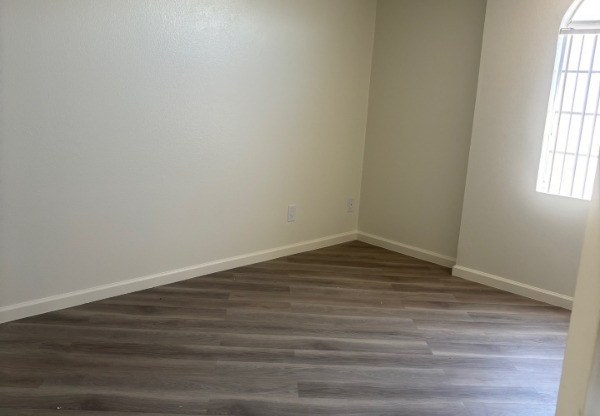 9301 VAN NUYS BLVD