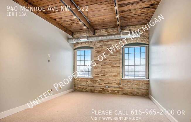 940 Monroe Ave NW