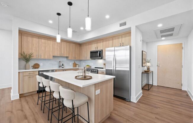 3 beds, 2.5 baths, 1,616 sqft, $4,995, Unit 314