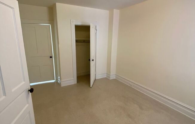 3 beds, 1 bath, $1,145, Unit Apt 2