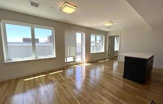 1704 OCEAN AVE
