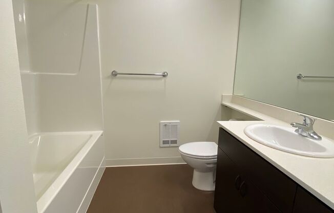 1 bed, 1 bath, 450 sqft, $1,525, Unit 406