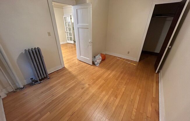 1 bed, 1 bath, $995, Unit 45