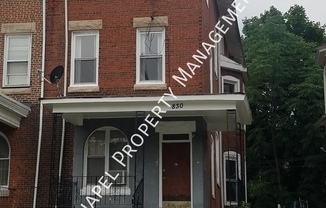 830 WYNNEWOOD RD