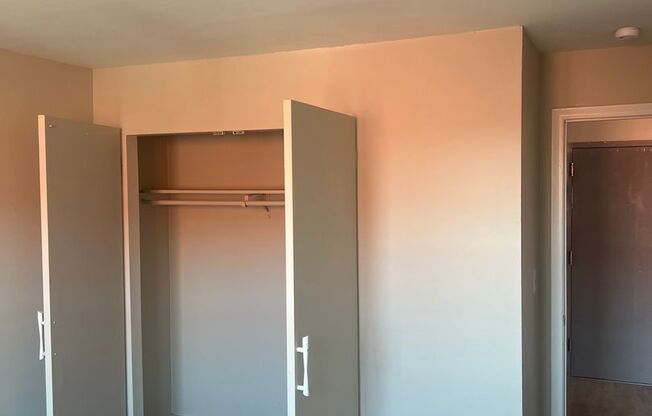 1 bed, 1 bath, 600 sqft, $1,150, Unit 412